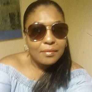 Meet your Posher, Claudine